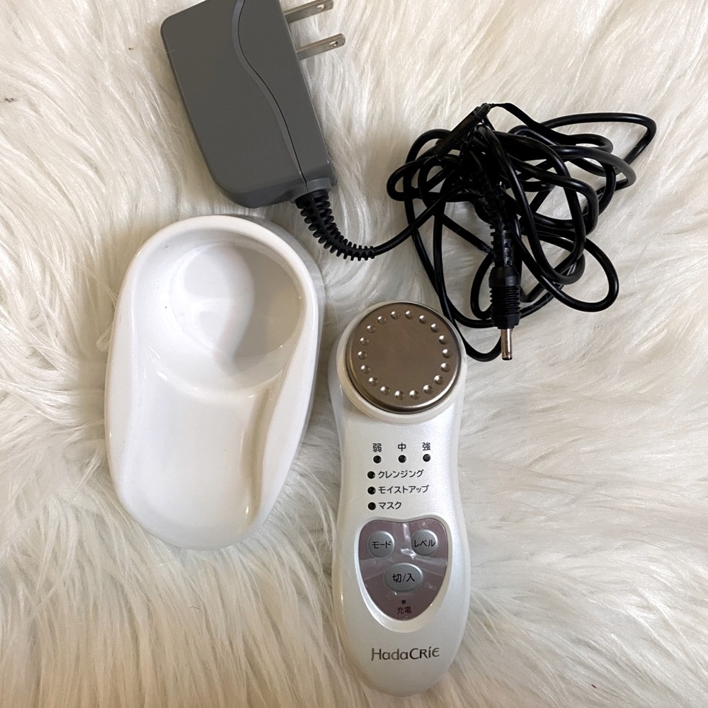 Hitachi Hada Crie N3000